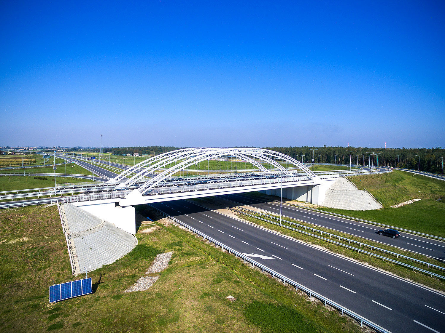Autostrada A1 - wiadukt nad jezdnią