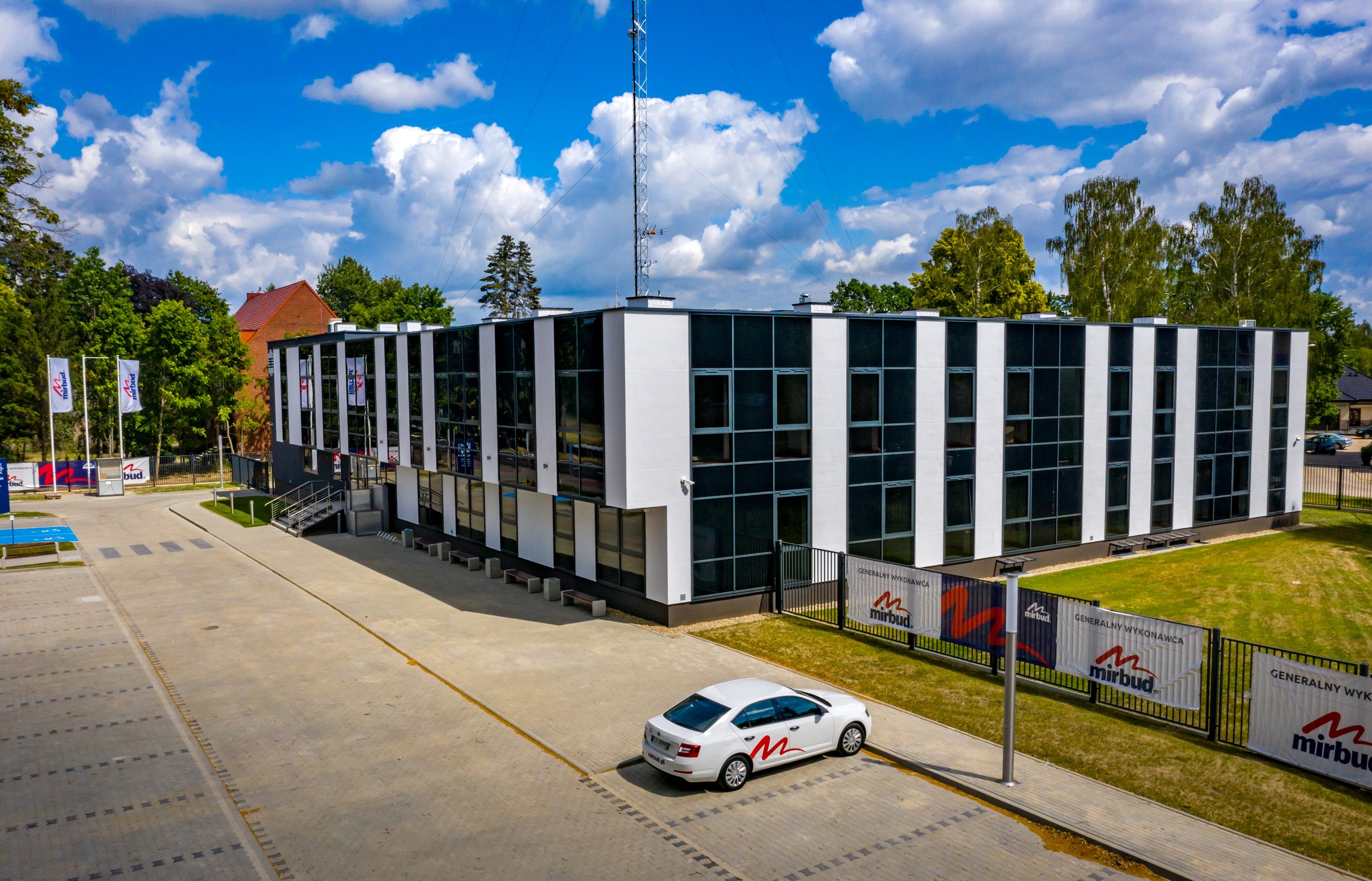 Komenda Powiatowa Policji w Wałczu - elewacja